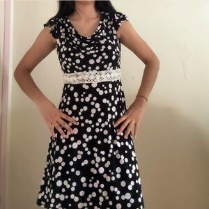 Karin Stevens Black & White Polka Dot Dress – Size 6, Lace Waist Detail